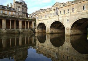 Pulteney bridge - flowers of bath
