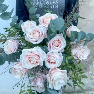 Pink Roses bouquet with foliage