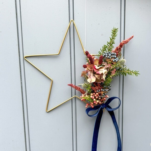 Festive golden wreath