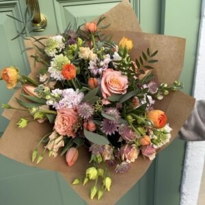 Peach, ivory and soft blush bouquet