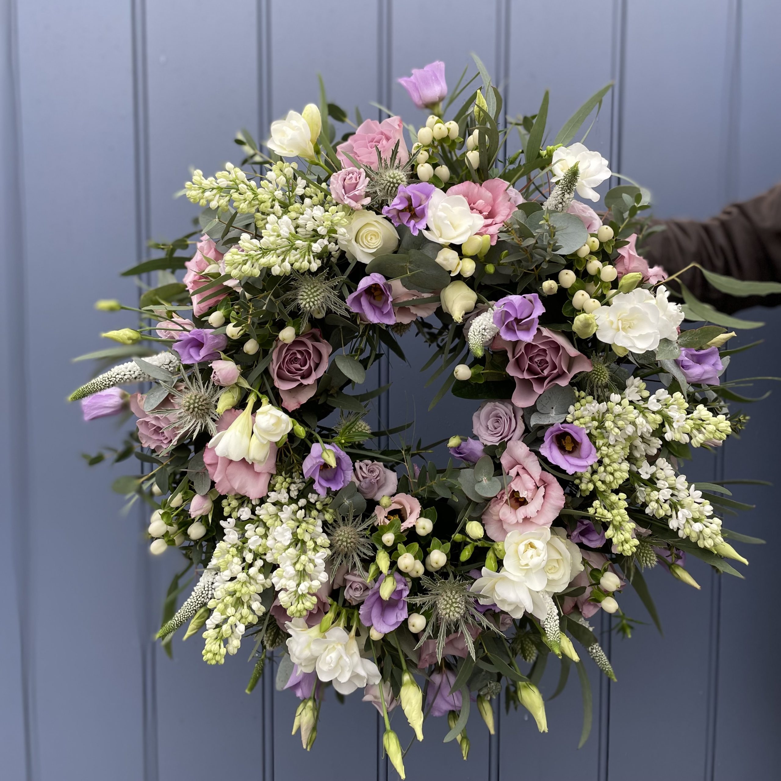 Lilac funeral wreath - Flowers of Bath
